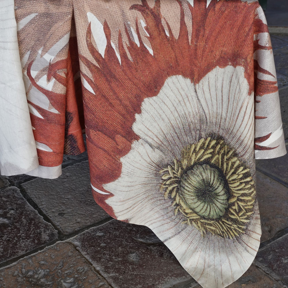 Linen tablecloth Papaver