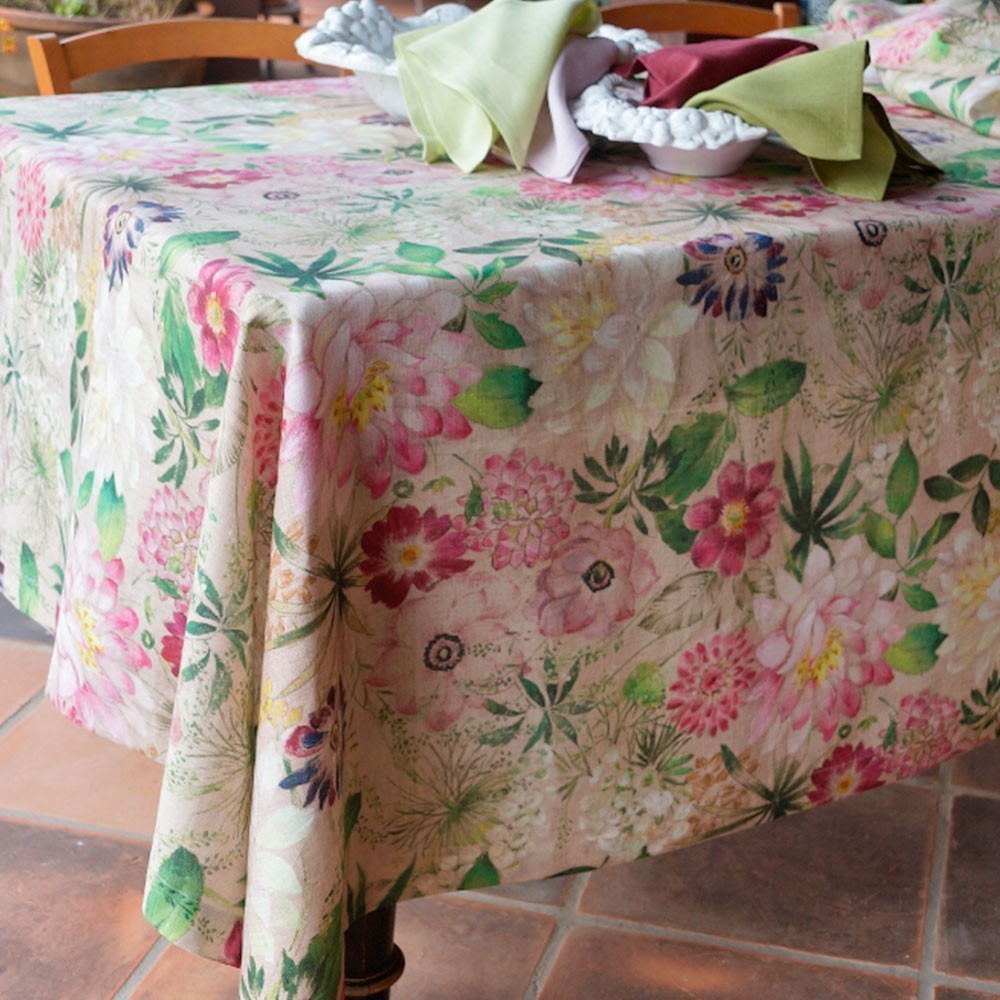 Linen tablecloth La Vie En Rose