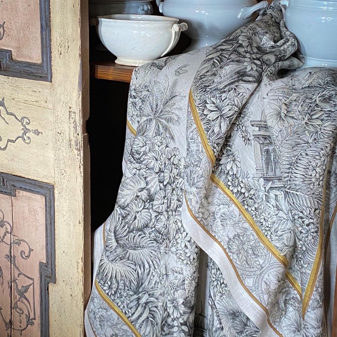 Linen Tablecloth Tantra- la bottega di casa