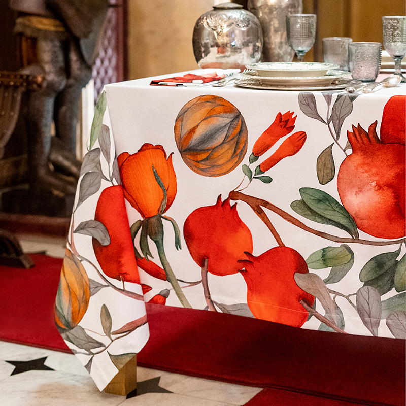 Stain-resistant Cotton Tablecloth