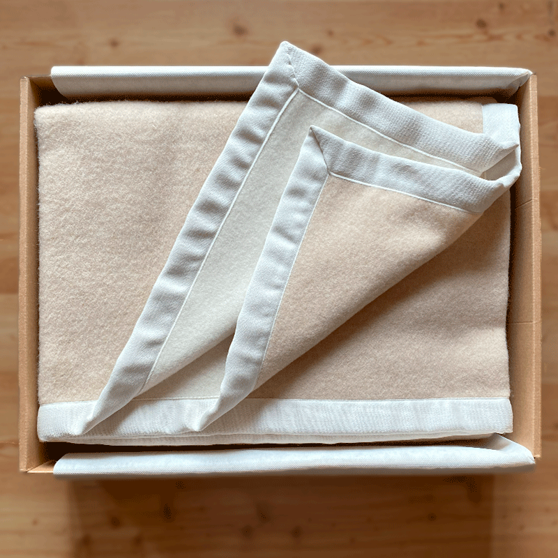 Blanket Lady cashmere-silk-la-bottega-di-casa