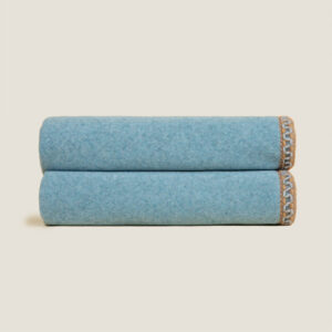 Throw Bamboo color blue