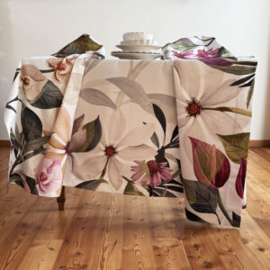 tovaglia di cotone con fiori