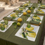 Placemat with lemons